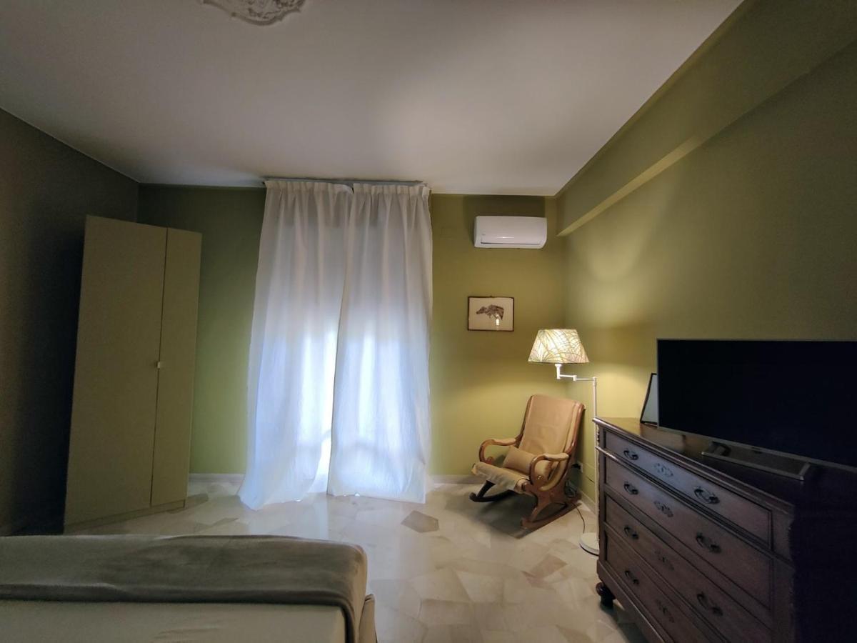 Lilly Apartment ฟลอเรนซ์ ภายนอก รูปภาพ