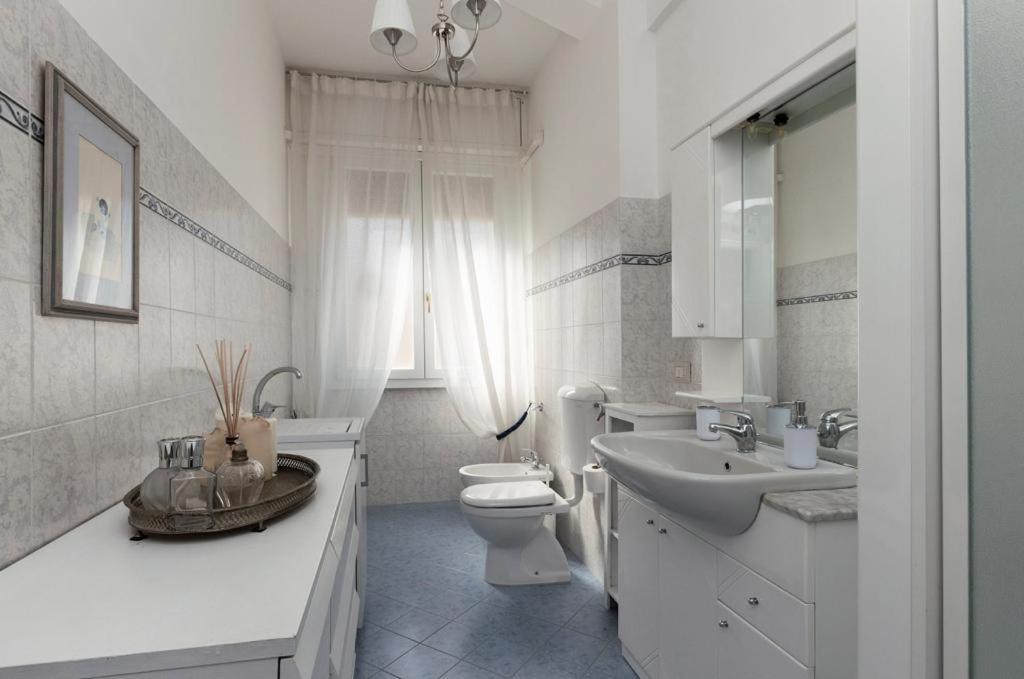 Lilly Apartment ฟลอเรนซ์ ภายนอก รูปภาพ